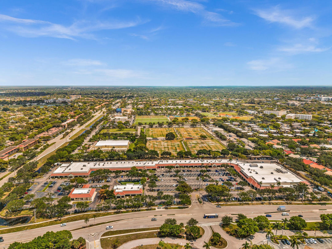 The Plaza at Royal Palms