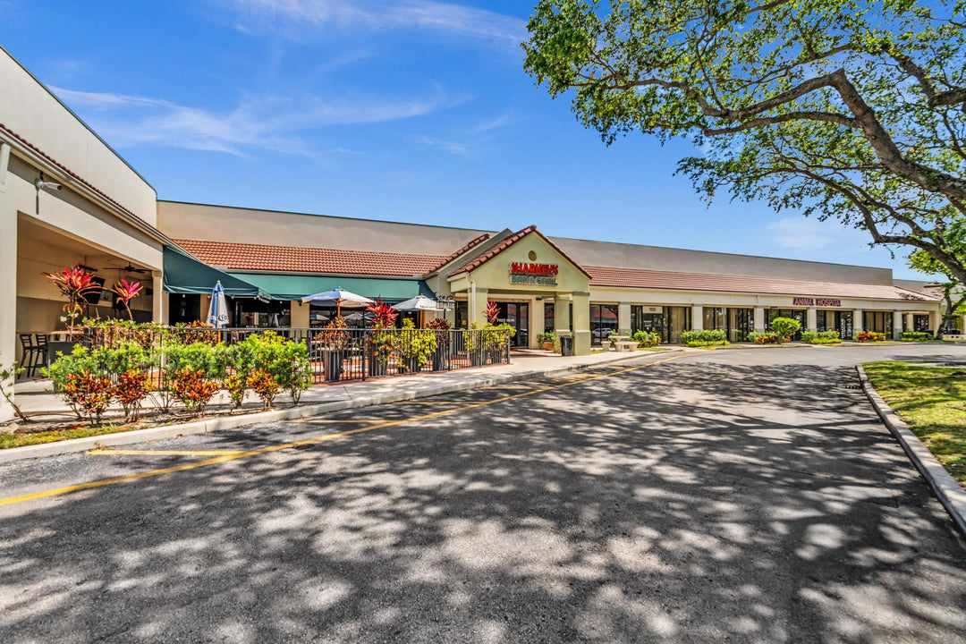 The Plaza at Royal Palms