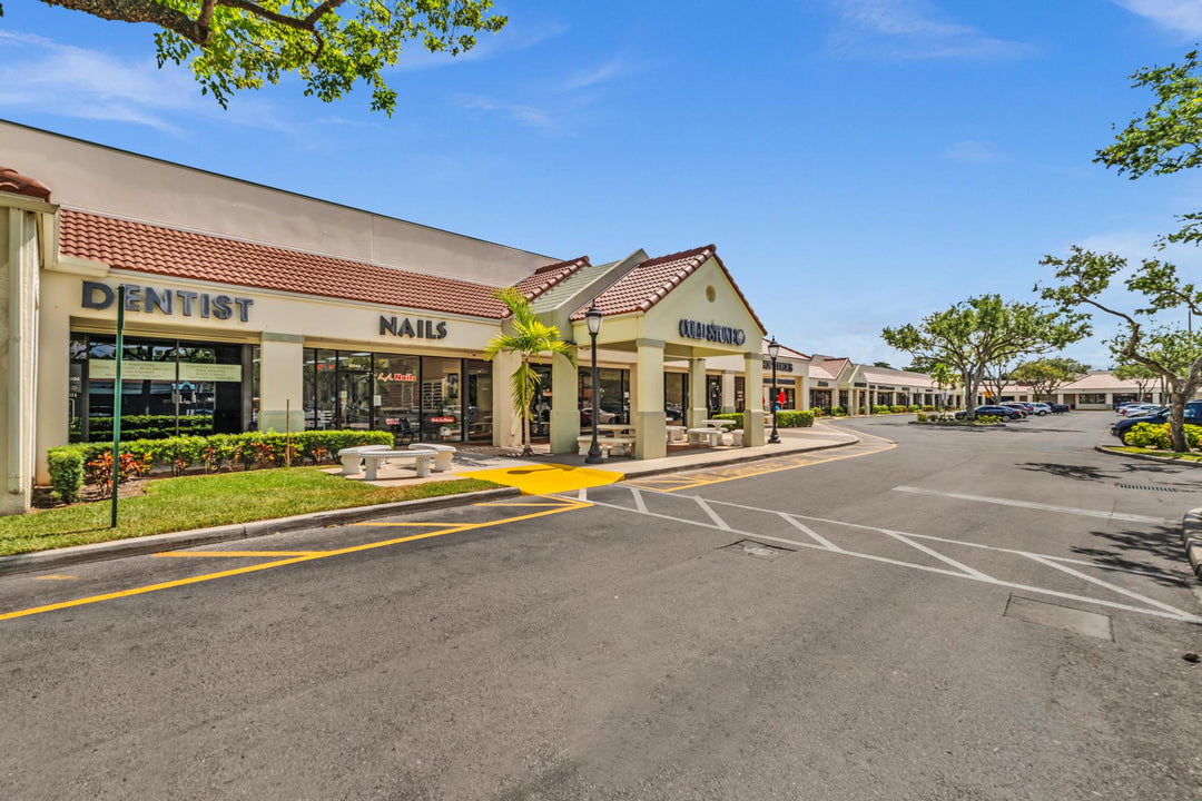 The Plaza at Royal Palms